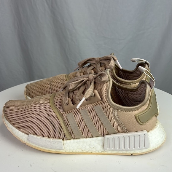 Adidas Boost NMD_R1  Runner Women’s Sneakers Size 8.5 - Picture 5 of 10